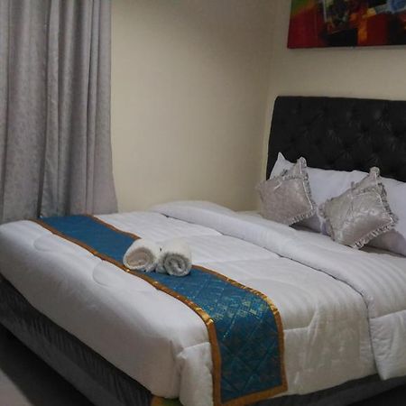 Diponegoro House Otel Salatiga Dış mekan fotoğraf